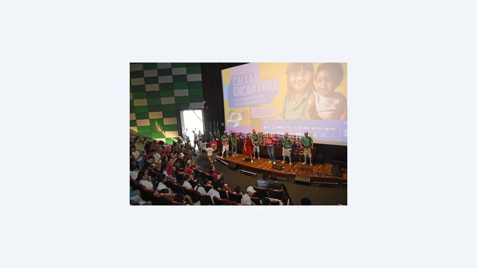 Caixa Encantada 2026: Campanha do Governo de MS promove Natal solidário