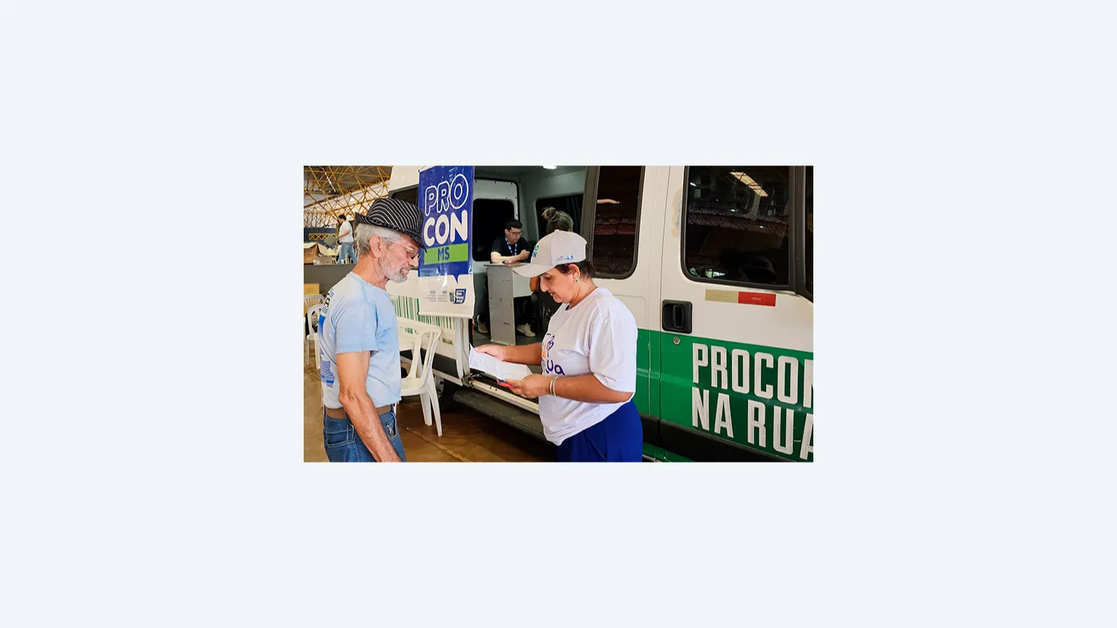Procon MS promove ações variadas em março para orientar consumidores