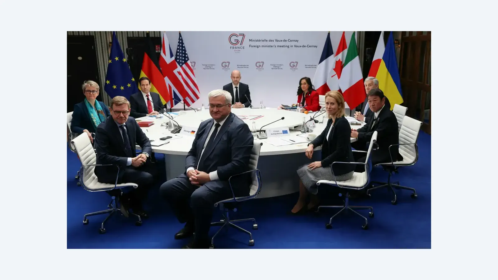 G7 pede cessar-fogo e liberdade de navegação no Estreito de Ormuz