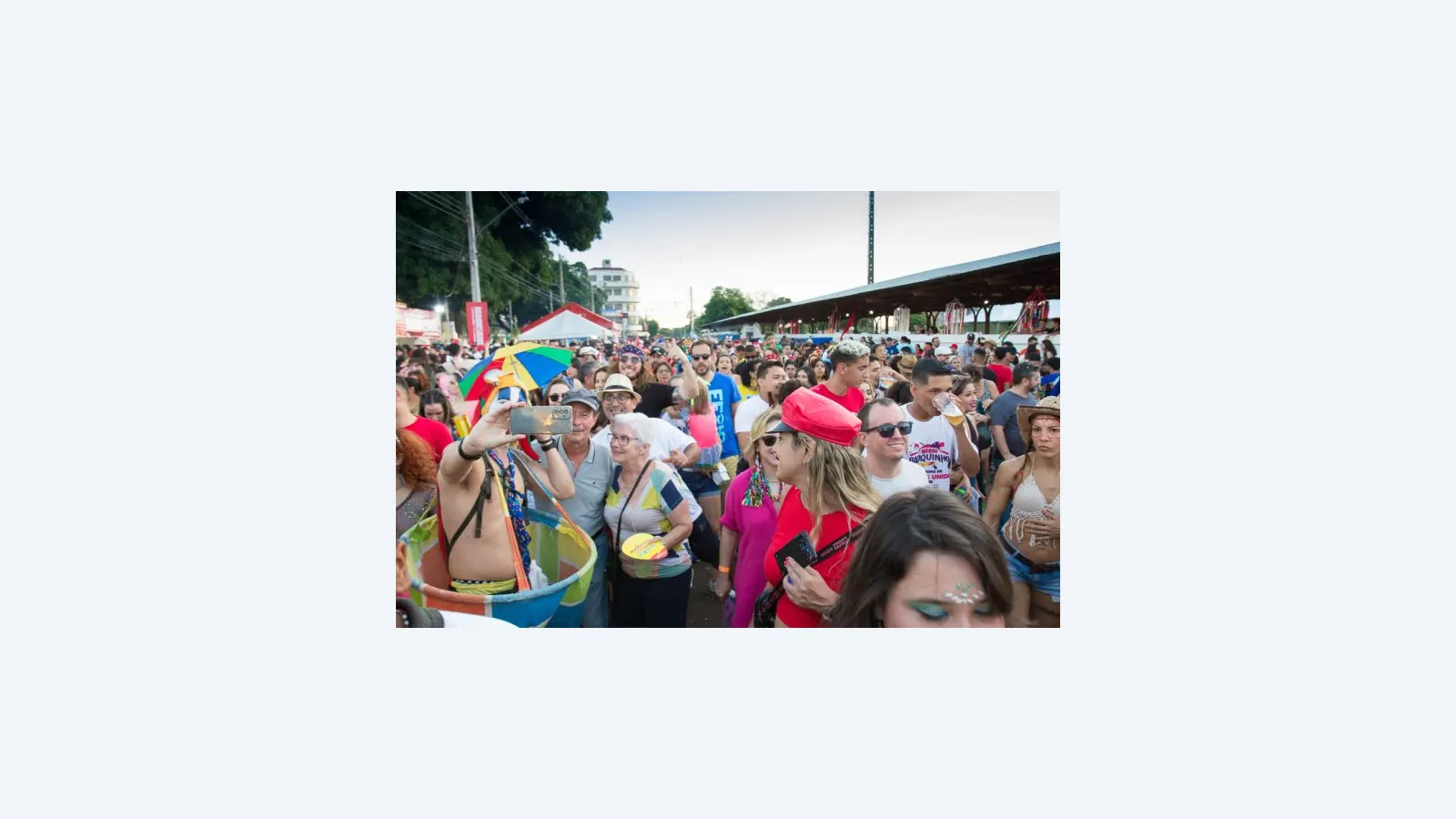 Carnaval de Campo Grande 2026 atrai mais de 100 mil foliões com R$ 2,6 mi