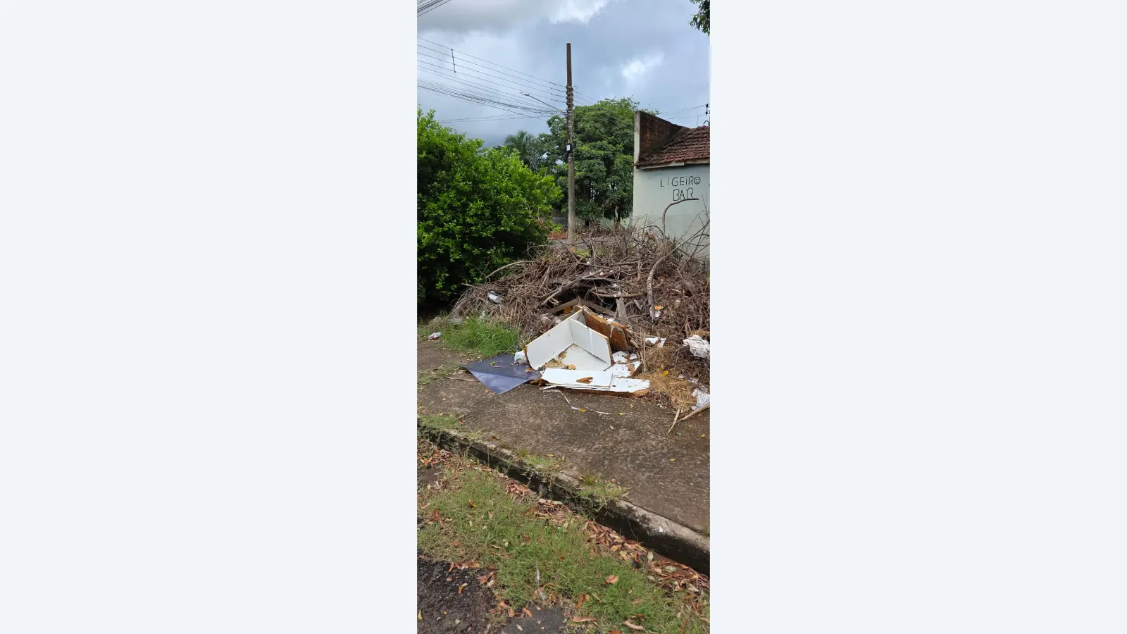 Vereador cobra limpeza urgente na Vila Cidade Nova em Campo Grande