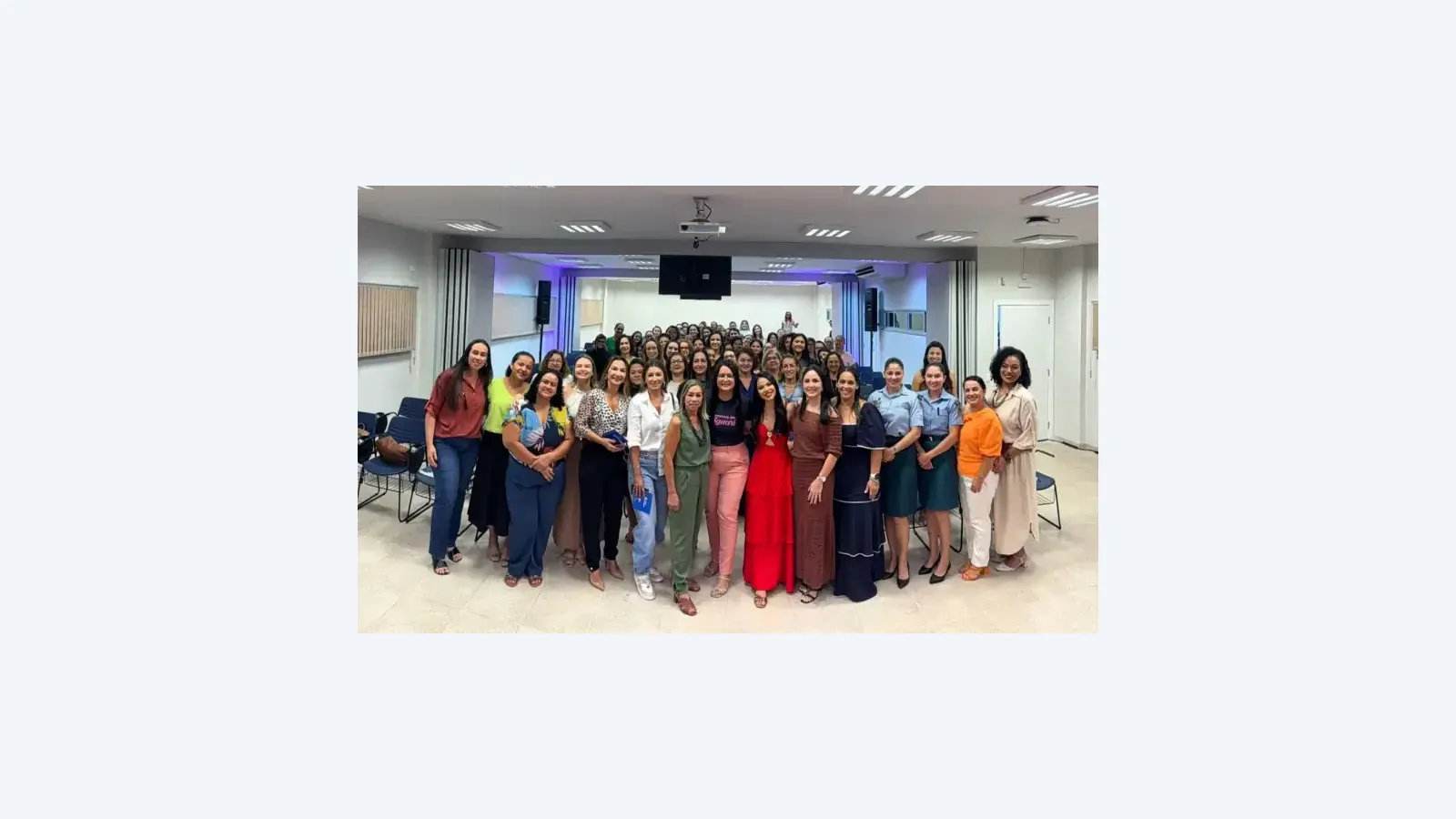 Talk show inspira 100 mulheres empreendedoras em Coxim