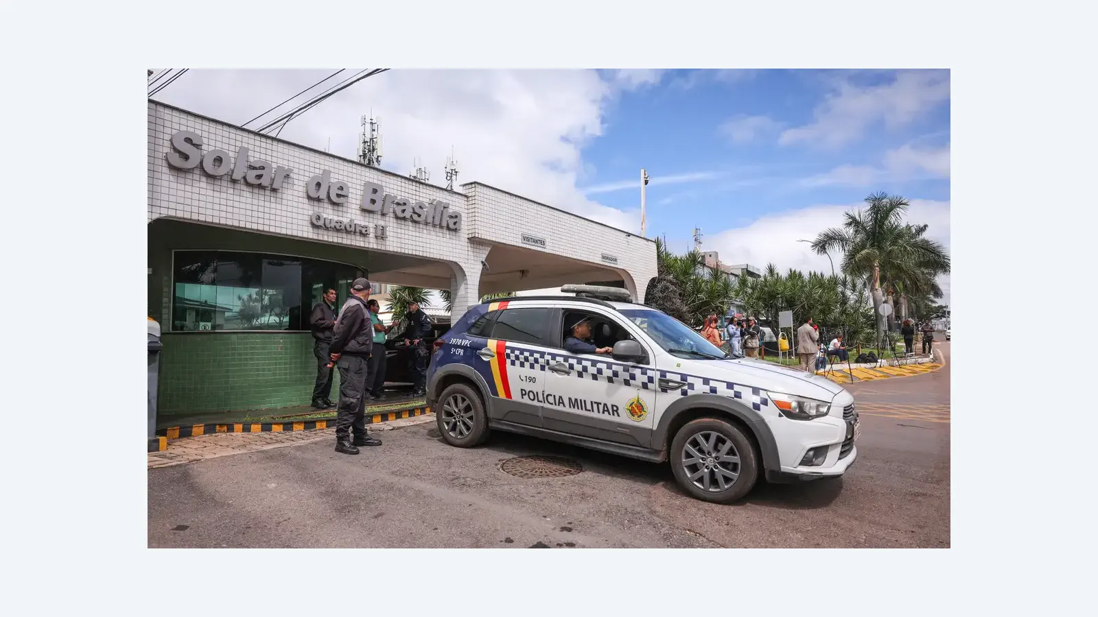 Moraes mantém restrições para visitas a Bolsonaro em prisão domiciliar