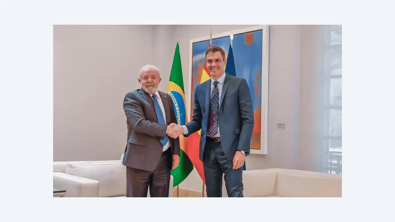 Lula conversa com Pedro Sánchez e confirma viagem à Espanha