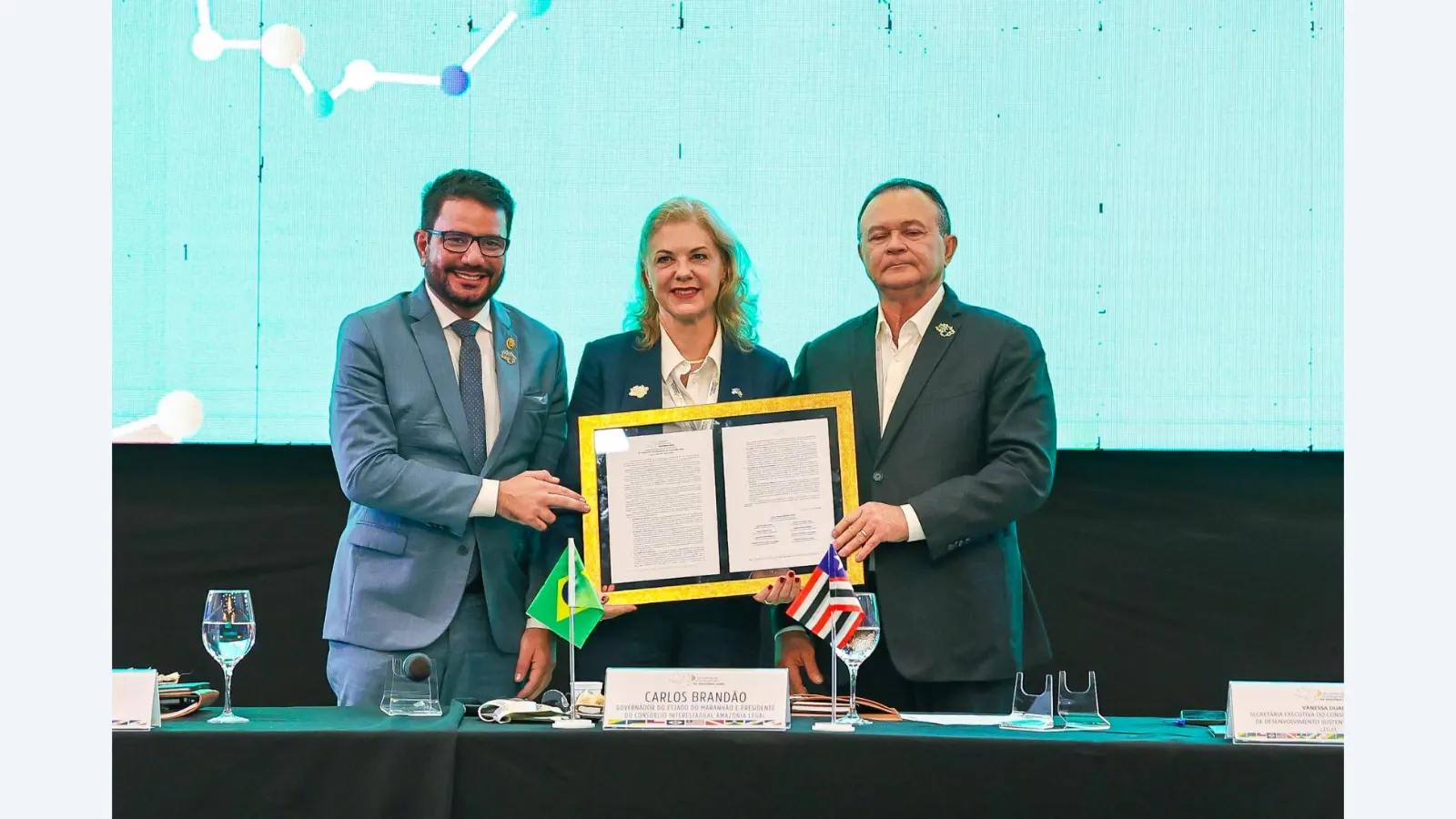 Silvia Rucks é homenageada no 29° Fórum de Governadores da Amazônia Legal