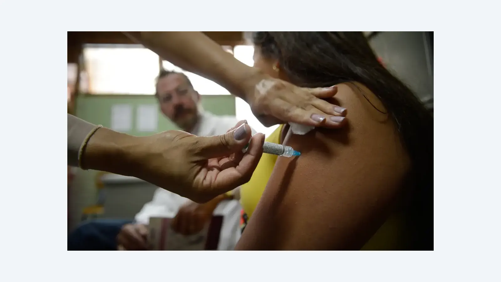Empresas devem informar trabalhadores sobre câncer e vacinação HPV
