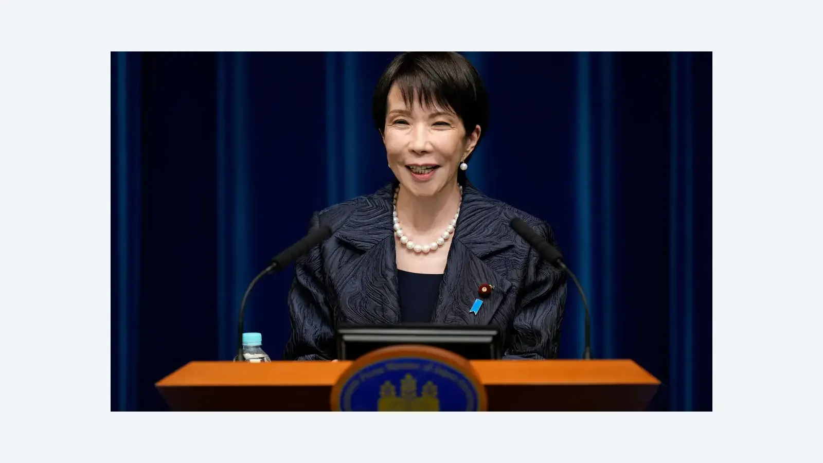 Sanae Takaichi é reeleita primeira-ministra do Japão com ampla maioria