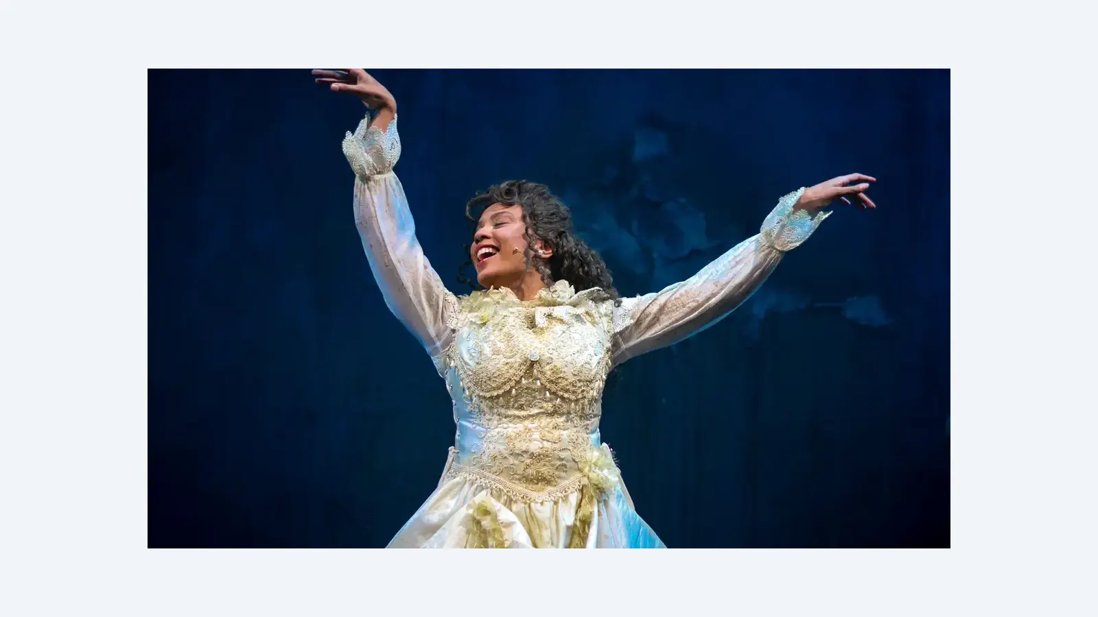 Musical Dom Casmurro estreia temporada gratuita em São Paulo