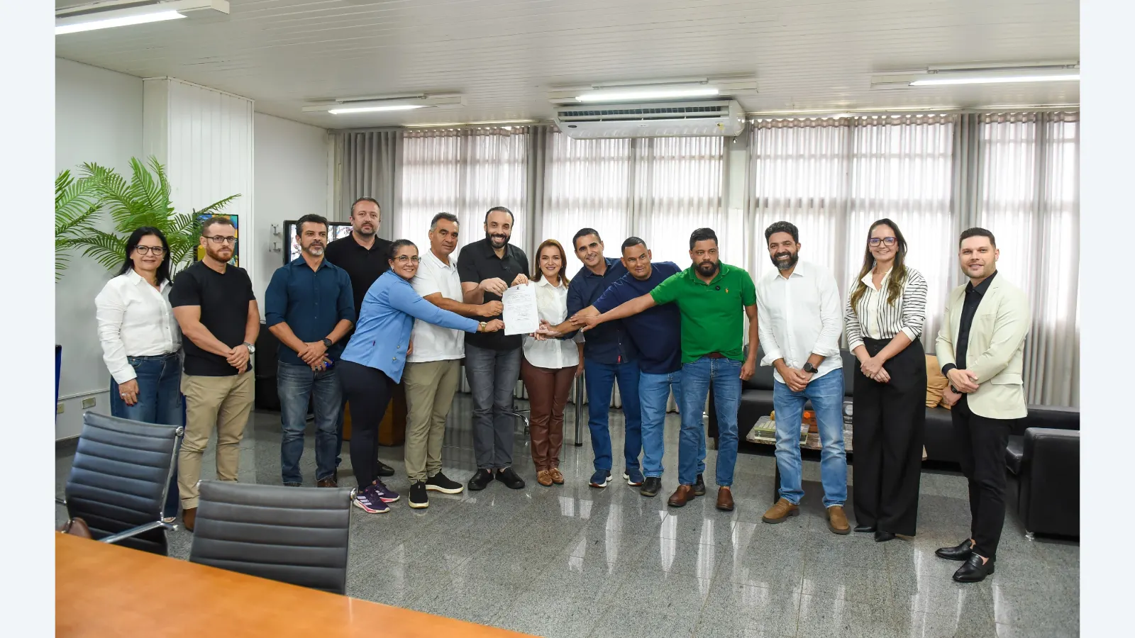Prefeitura de Campo Grande prorroga validade de concurso para professores por dois anos