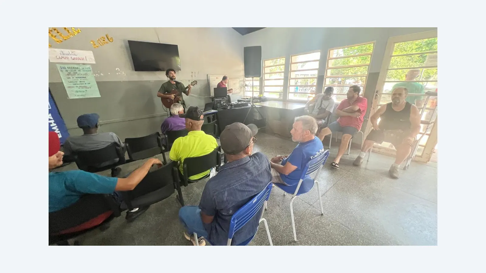 Mutirão em Campo Grande oferece serviços a pessoas em situação de rua