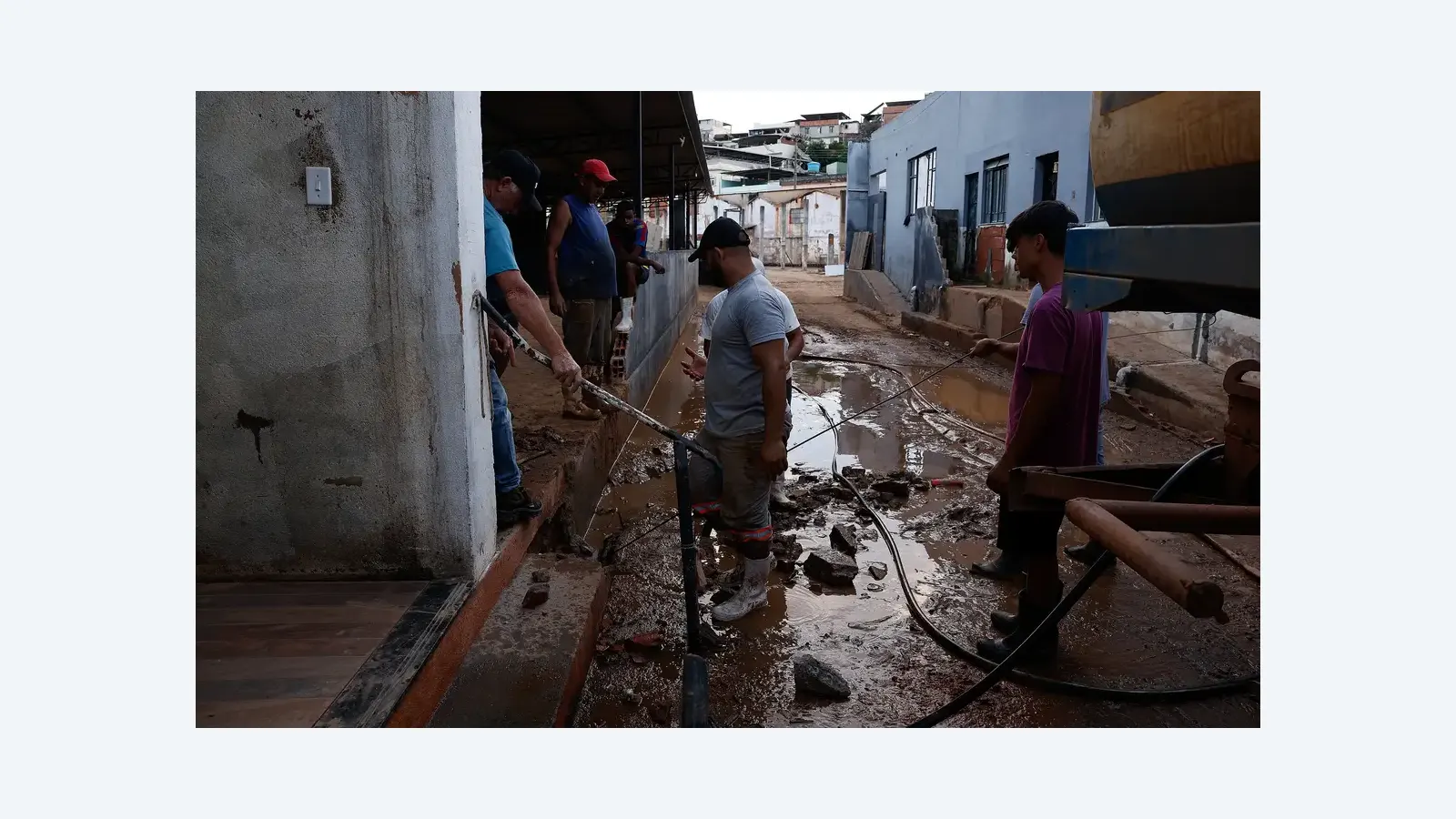 Tempestades causam emergência em cidades de MG, RJ e SP