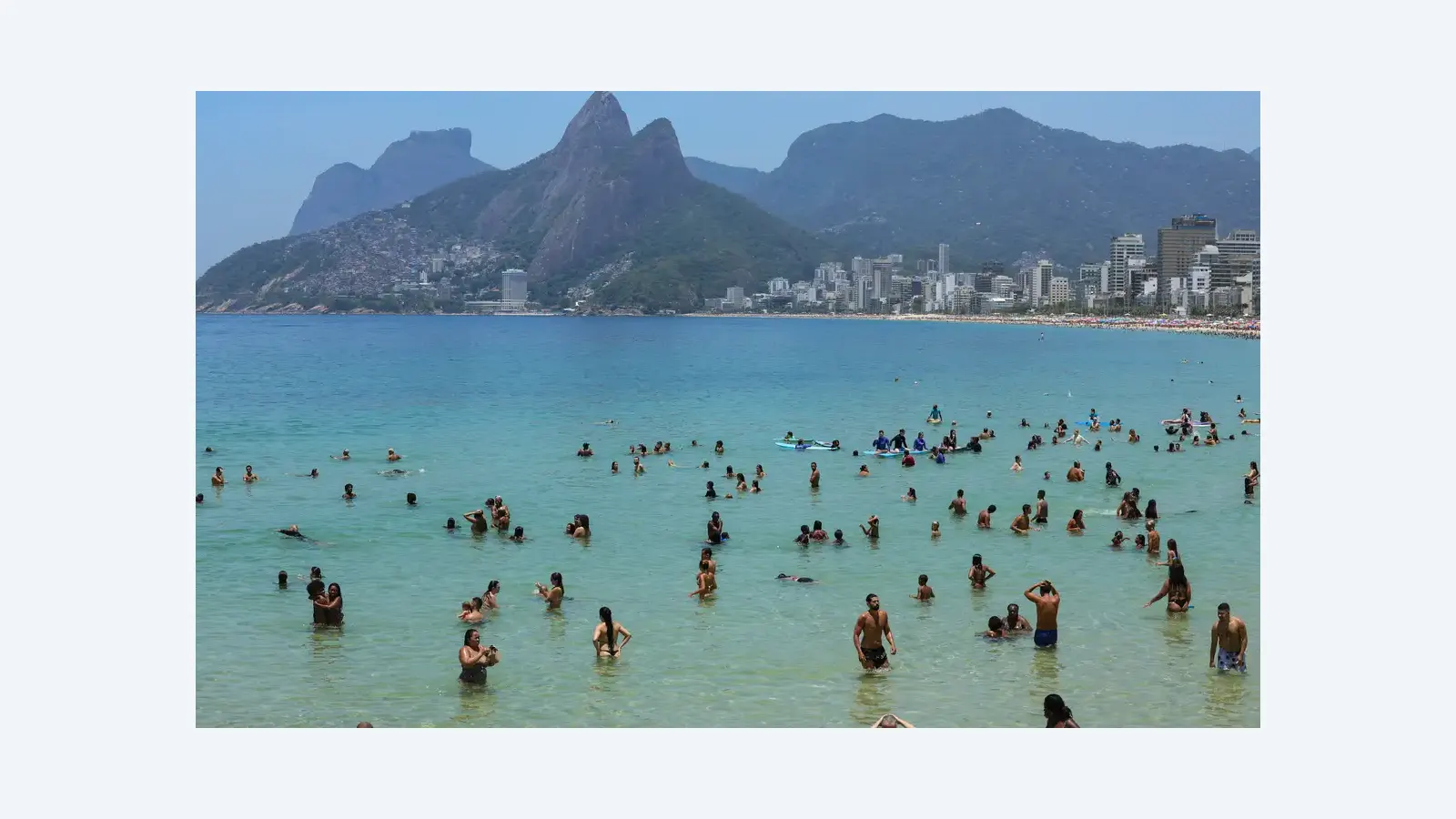 Salva-vidas resgatam 453 banhistas durante o Carnaval no Rio