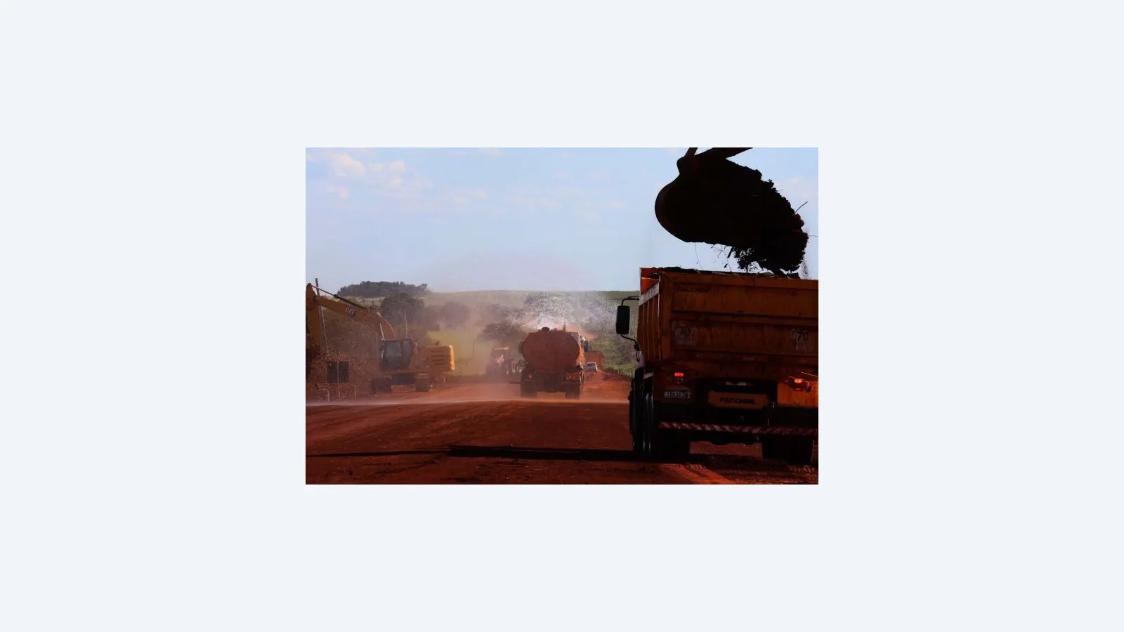 Pavimentação da MS-355 avança e promete transformar região de Terenos e Dois Irmãos do Buriti