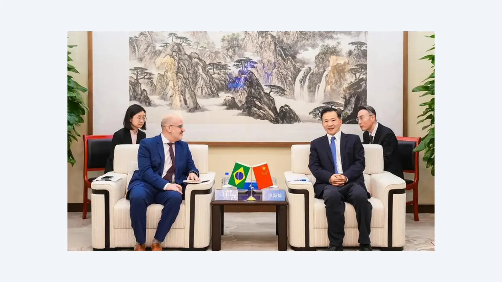EBC firma parceria estratégica com China Media Group para cooperação jornalística