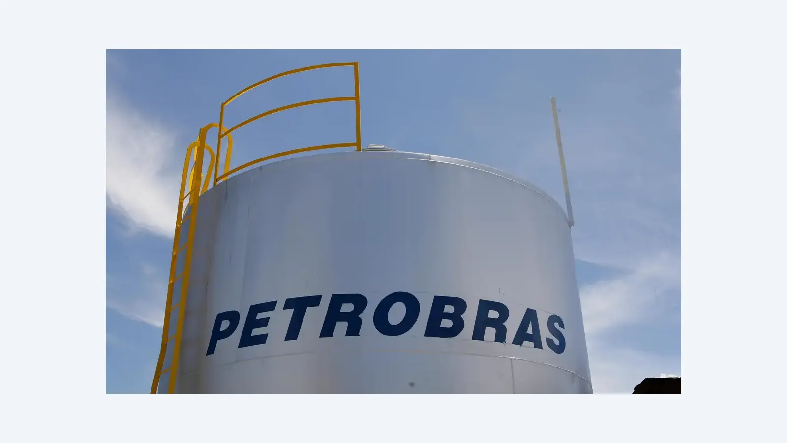 Distribuidoras pedem mais importação de diesel para estabilizar preços