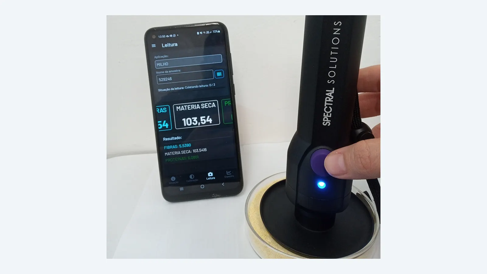 MicroNIR: inovação portátil para análise de grãos de milho e sorgo