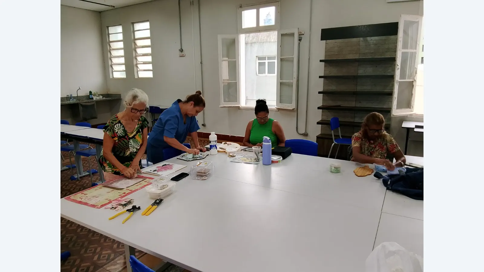 Curso de Mosaico em Campo Grande Termina com Finalização de Peças