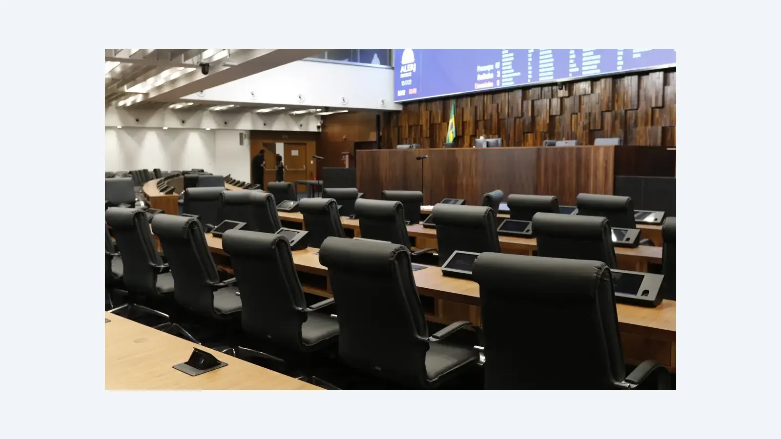 Proposições sobre IA priorizam vigilância e controle no Brasil