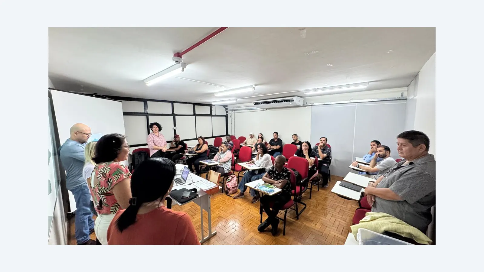 Funsat e Uems oferecem curso de português para migrantes em Campo Grande