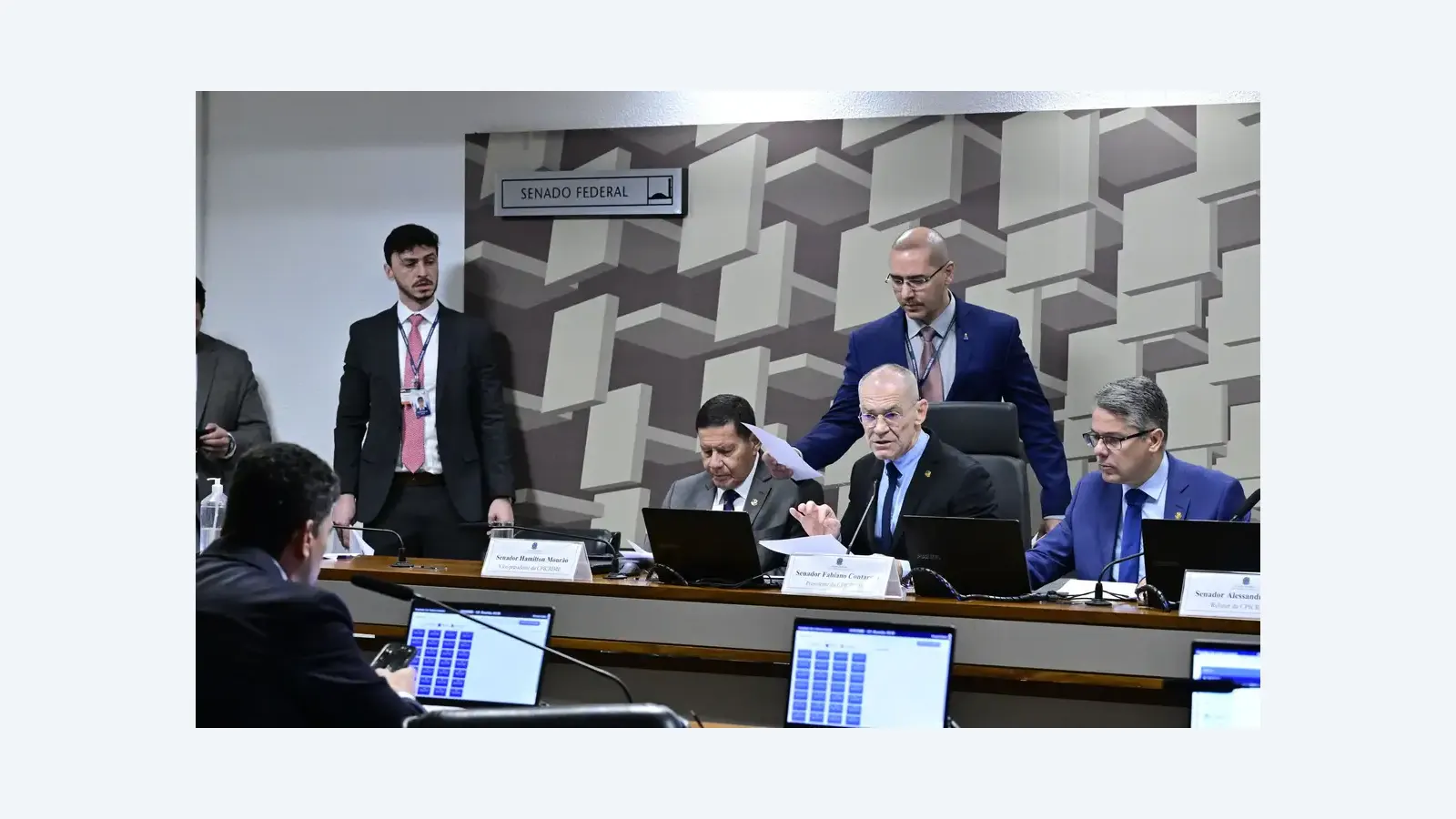 CPI do Crime aprova quebras de sigilos e convocações contra braço financeiro do PCC