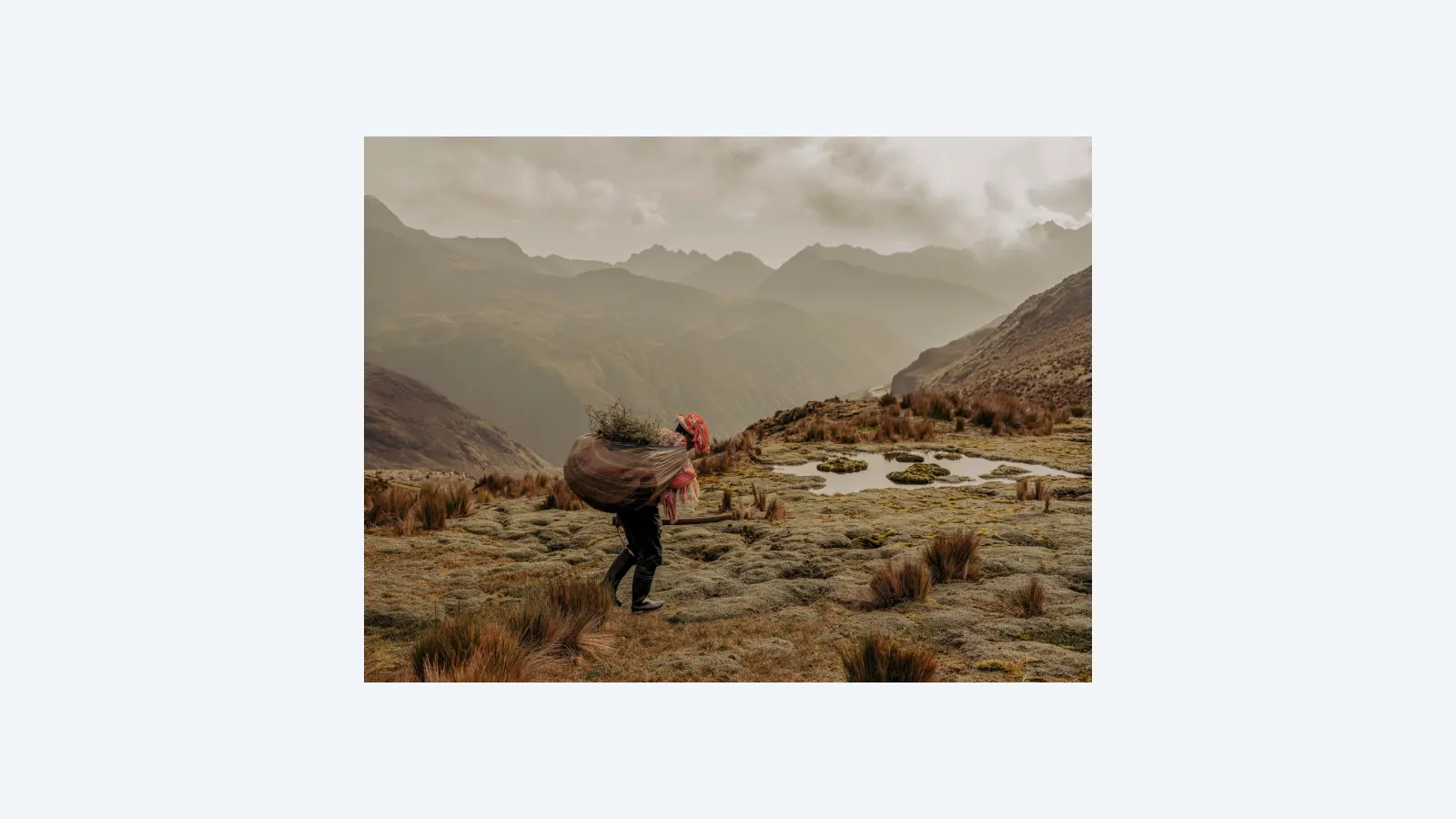 Fotógrafo peruano vence prêmio internacional com ensaio sobre água