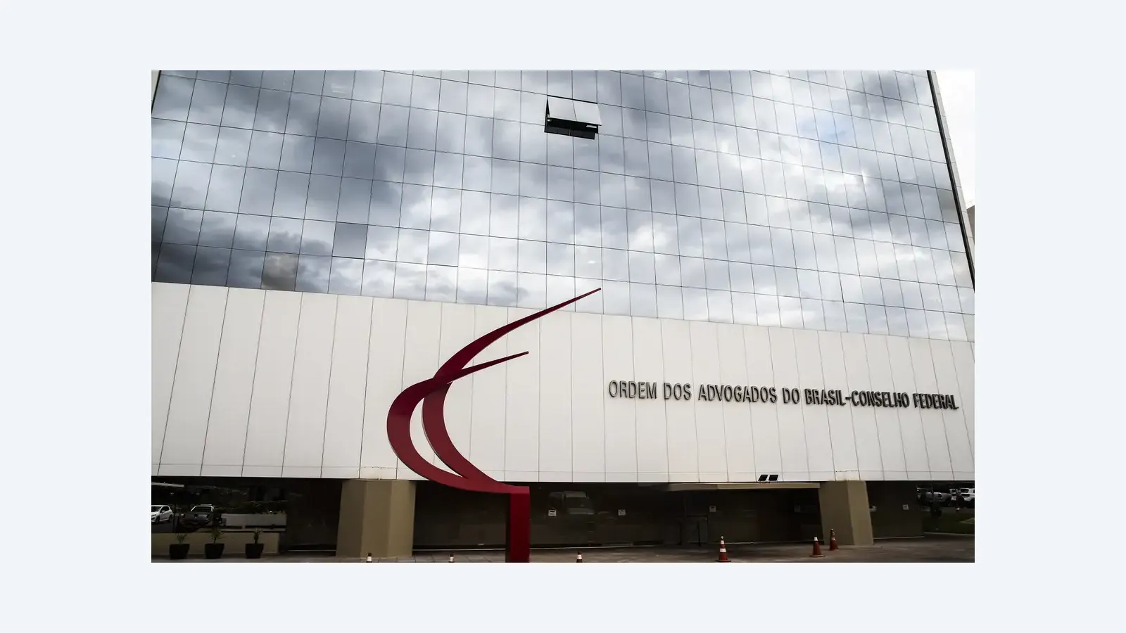 OAB pede encerramento do inquérito das fake news por duração excessiva