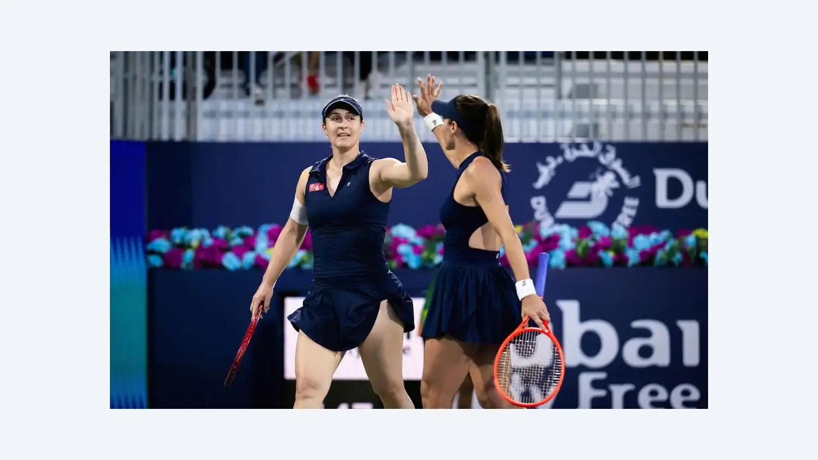 Luisa Stefani e Gabriela Dabrowski avançam às semifinais em Dubai