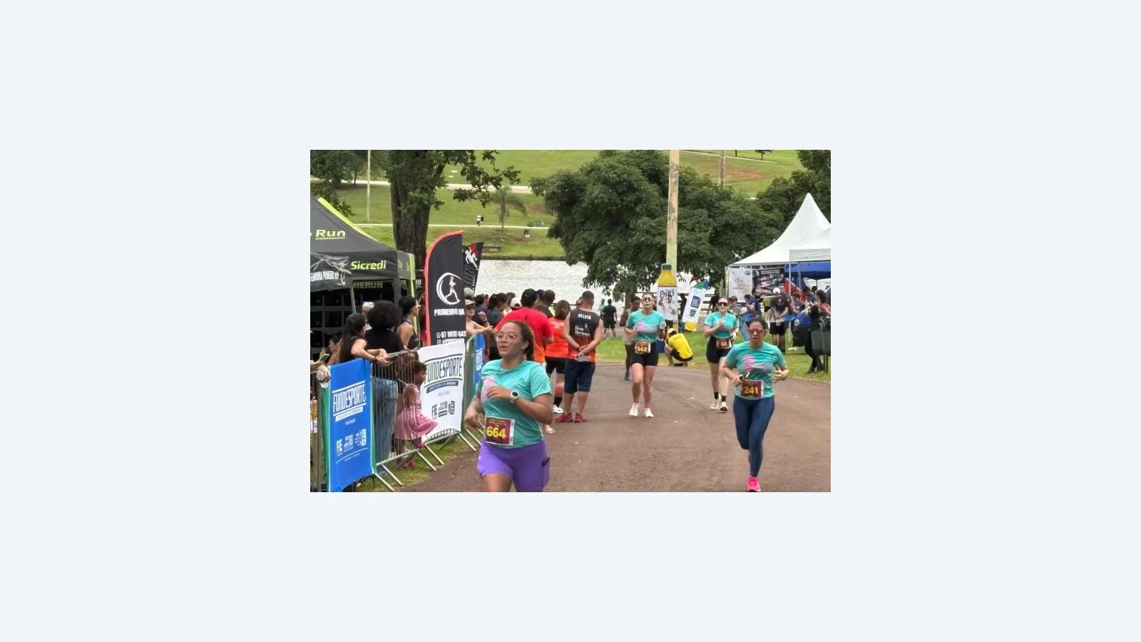 Corrida Feminina reúne 900 mulheres em evento de saúde e esporte