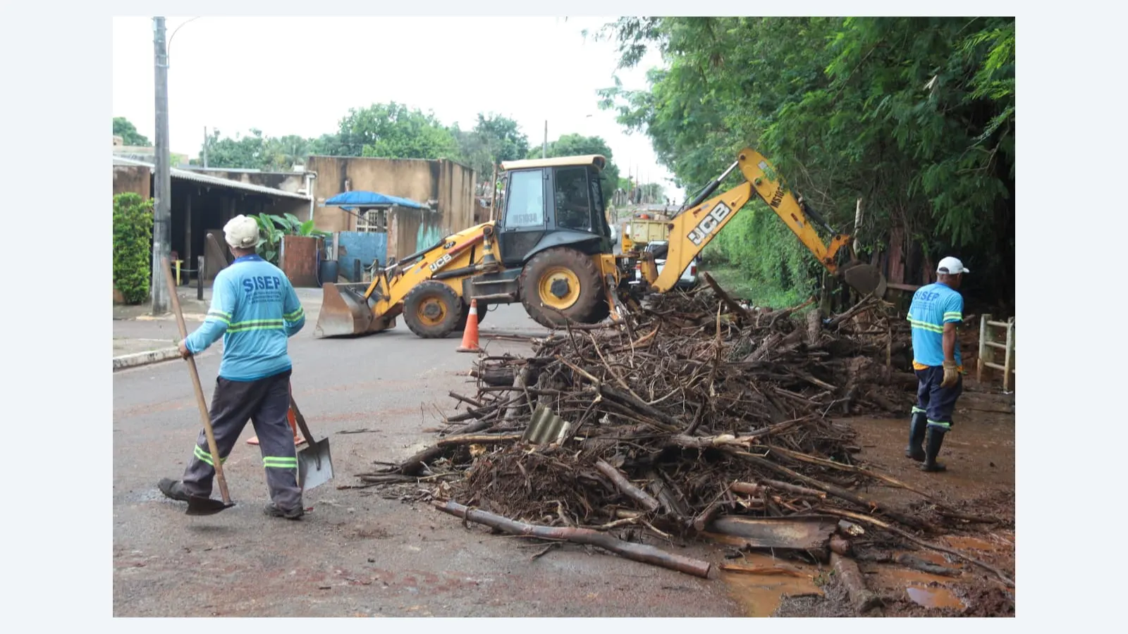 Defesa Civil de Campo Grande Intensifica Atendimento Após Temporal