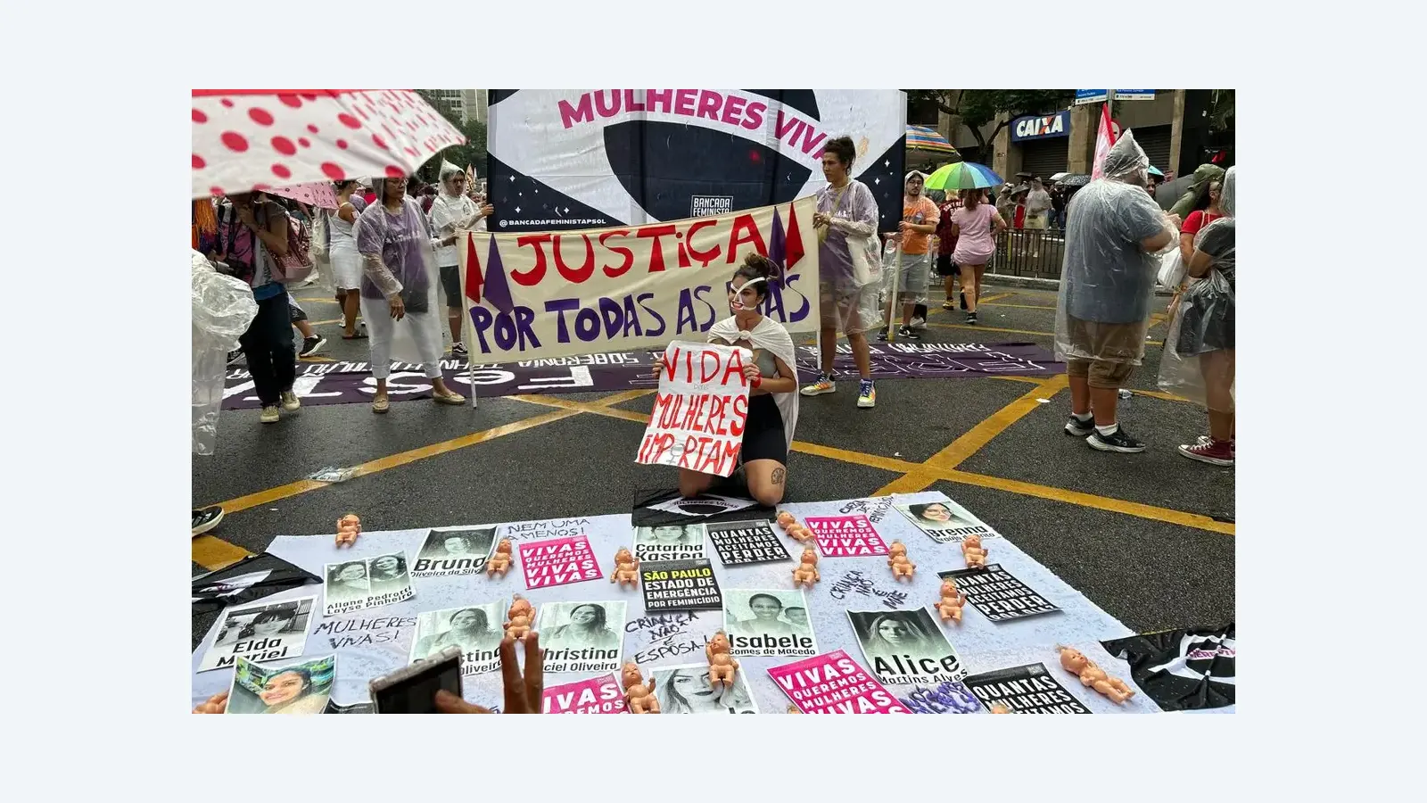 Milhares marcham em SP por fim da violência e melhorias trabalhistas