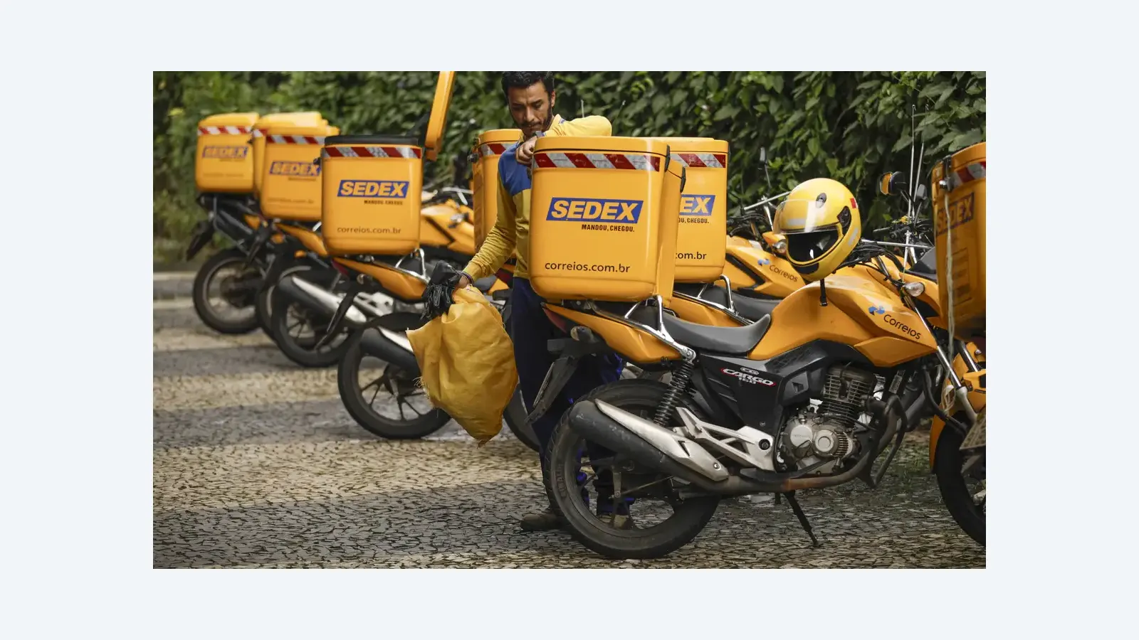 Plano de Demissão Voluntária dos Correios atinge 30% da meta com 3.075 adesões