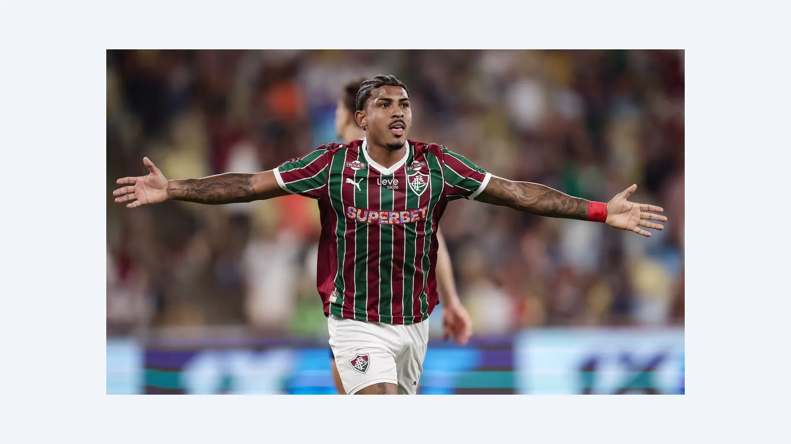 Fluminense vence Corinthians e assume vice-liderança do Brasileirão
