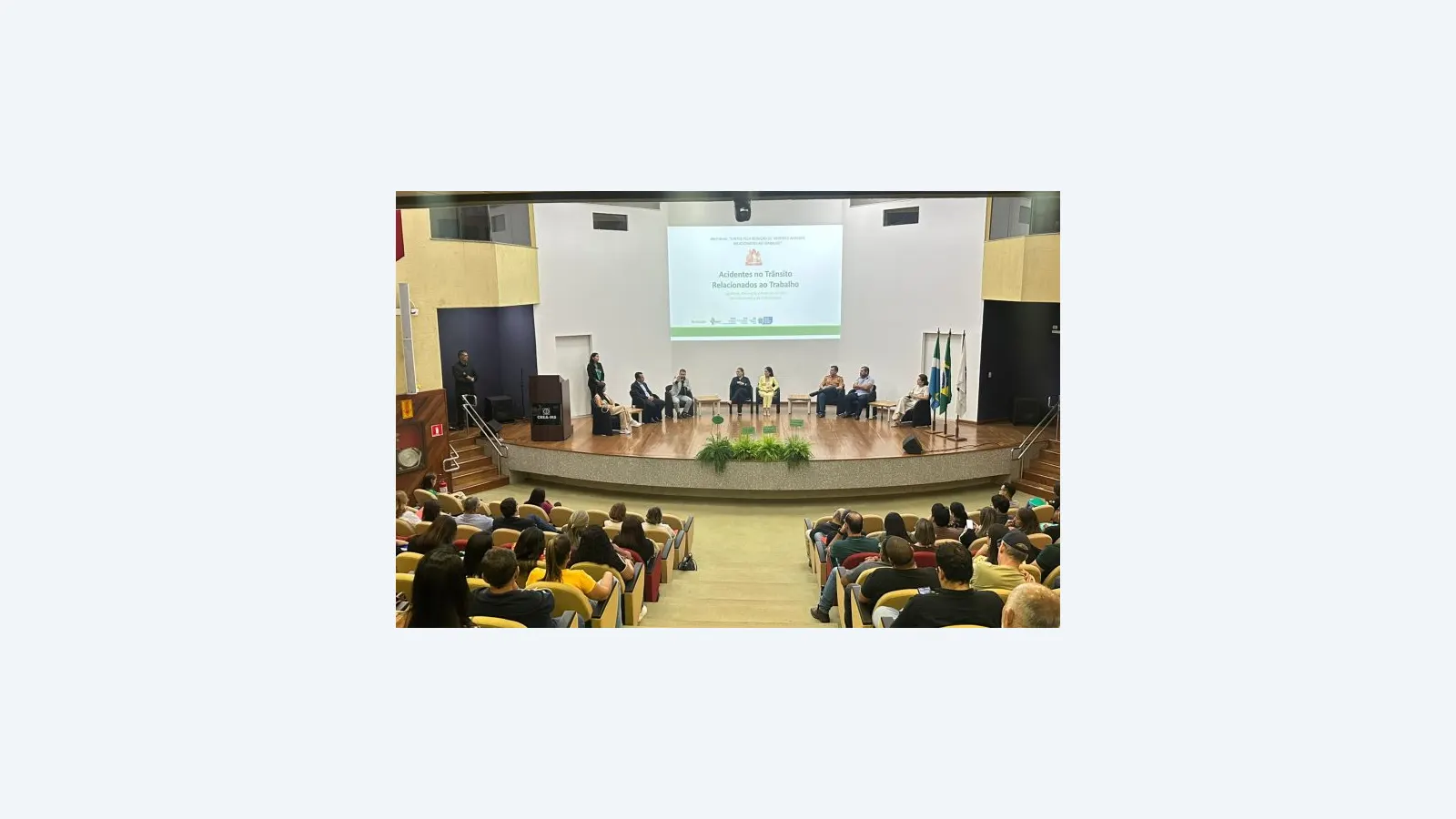 Abril Verde mobiliza MS contra acidentes de trânsito no trabalho em seminário