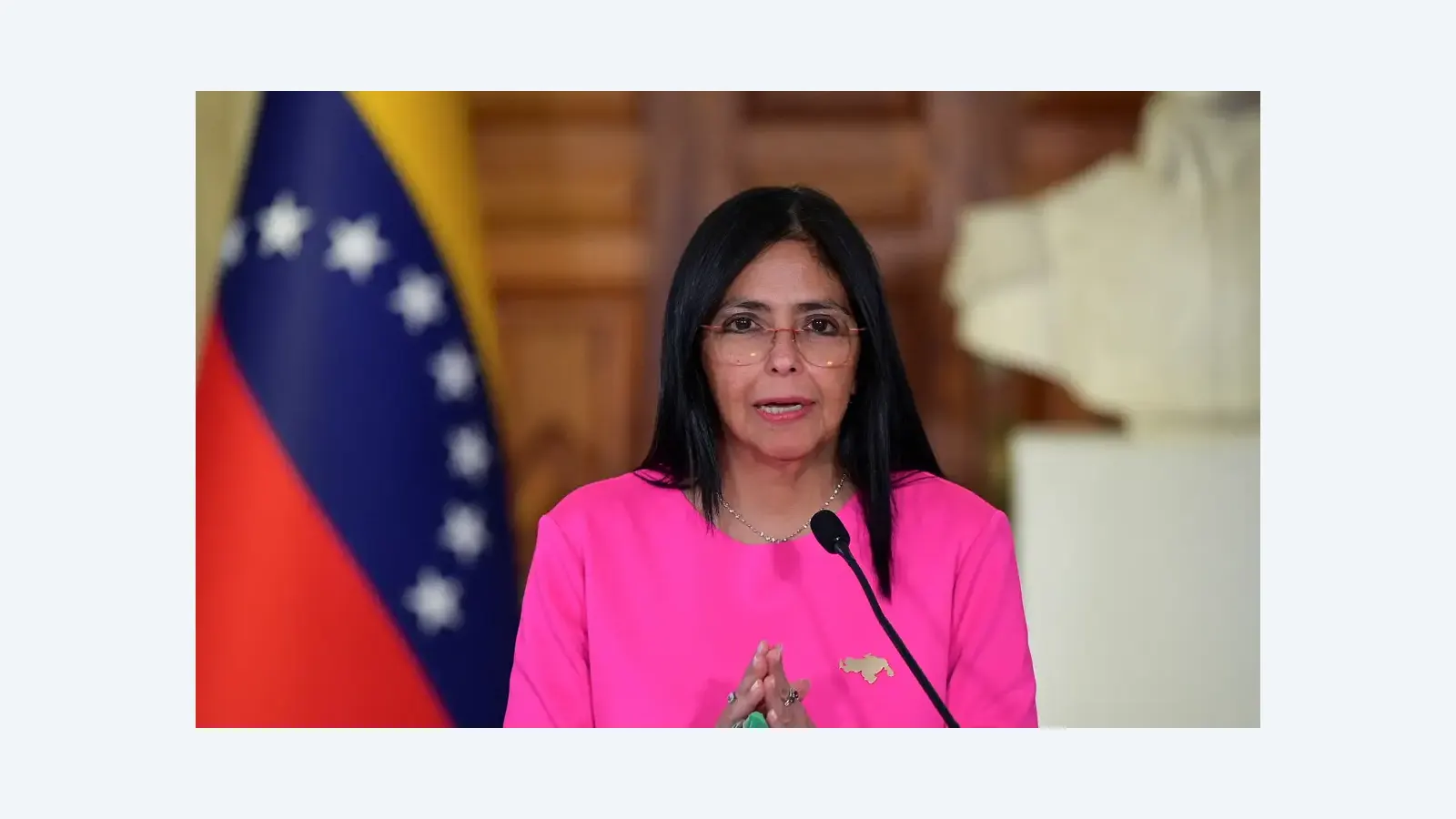 Venezuela pede fim das sanções dos EUA em reunião com Colômbia