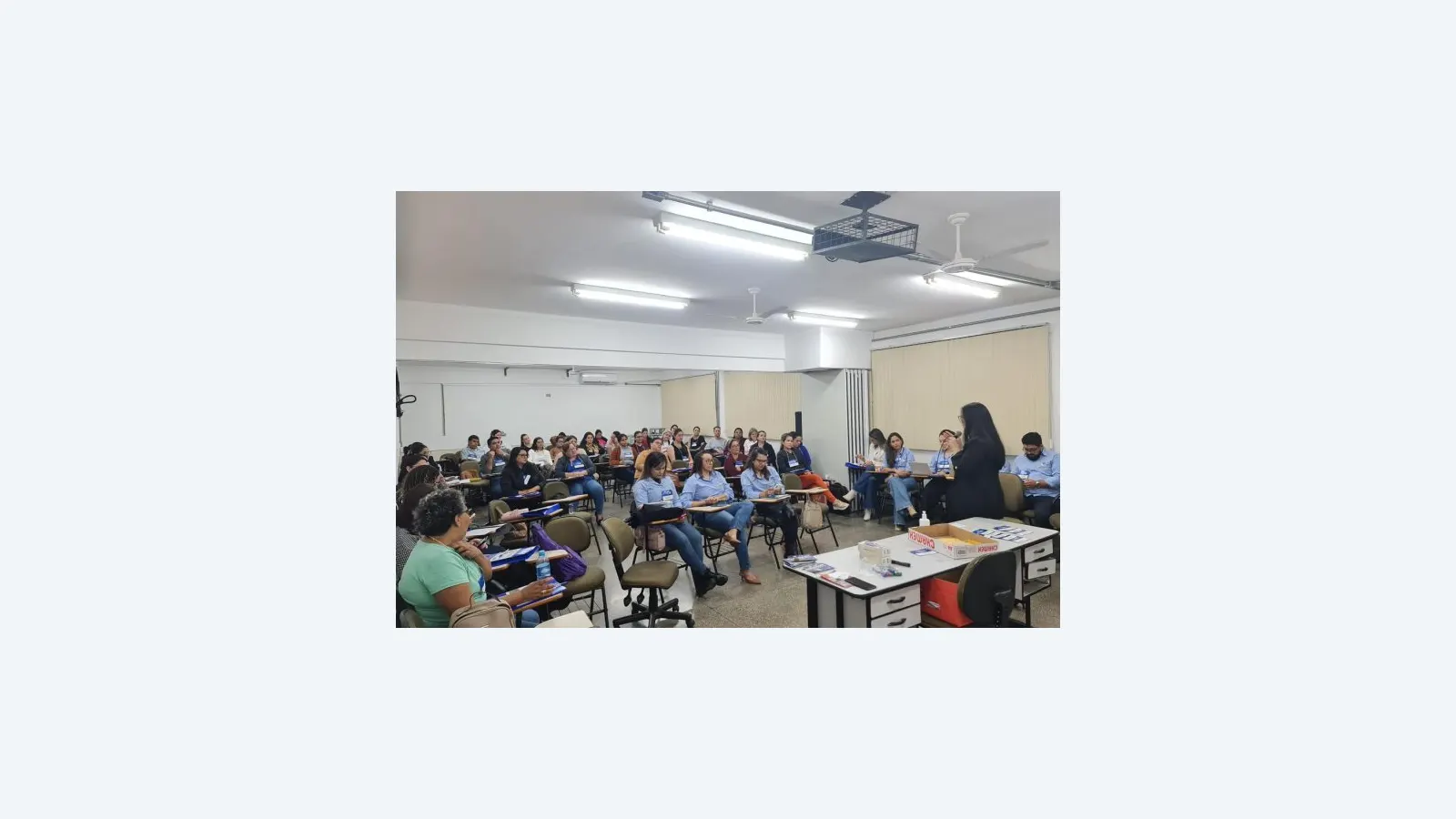 SES promove curso para qualificar profissionais em salas de vacina