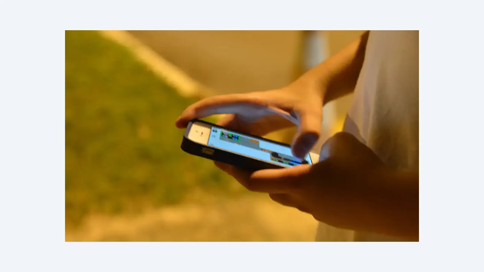 Lei proíbe rolagem infinita para crianças em redes sociais no Brasil