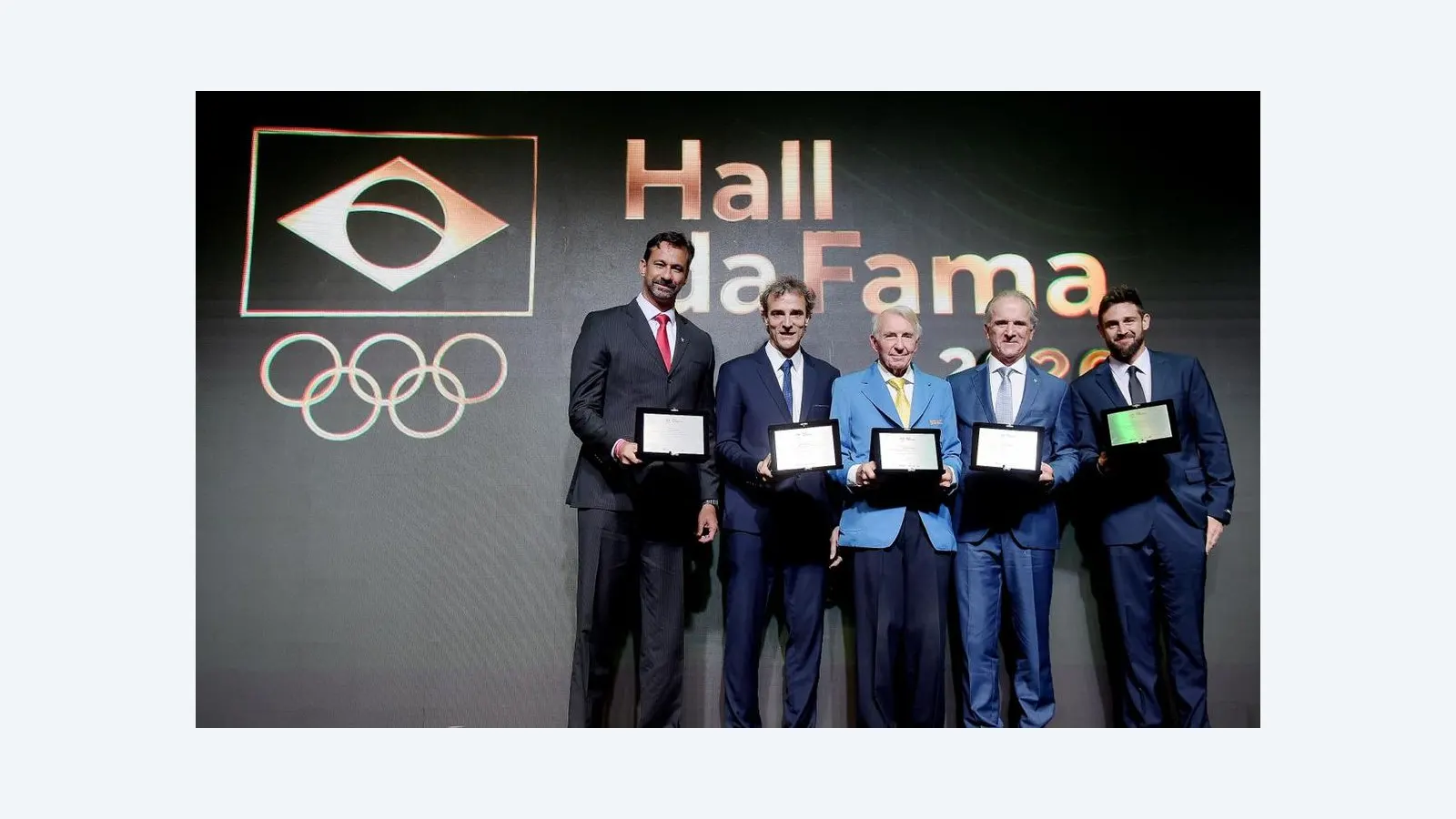 Hall da Fama do COB homenageia ídolos olímpicos brasileiros em cerimônia no Rio