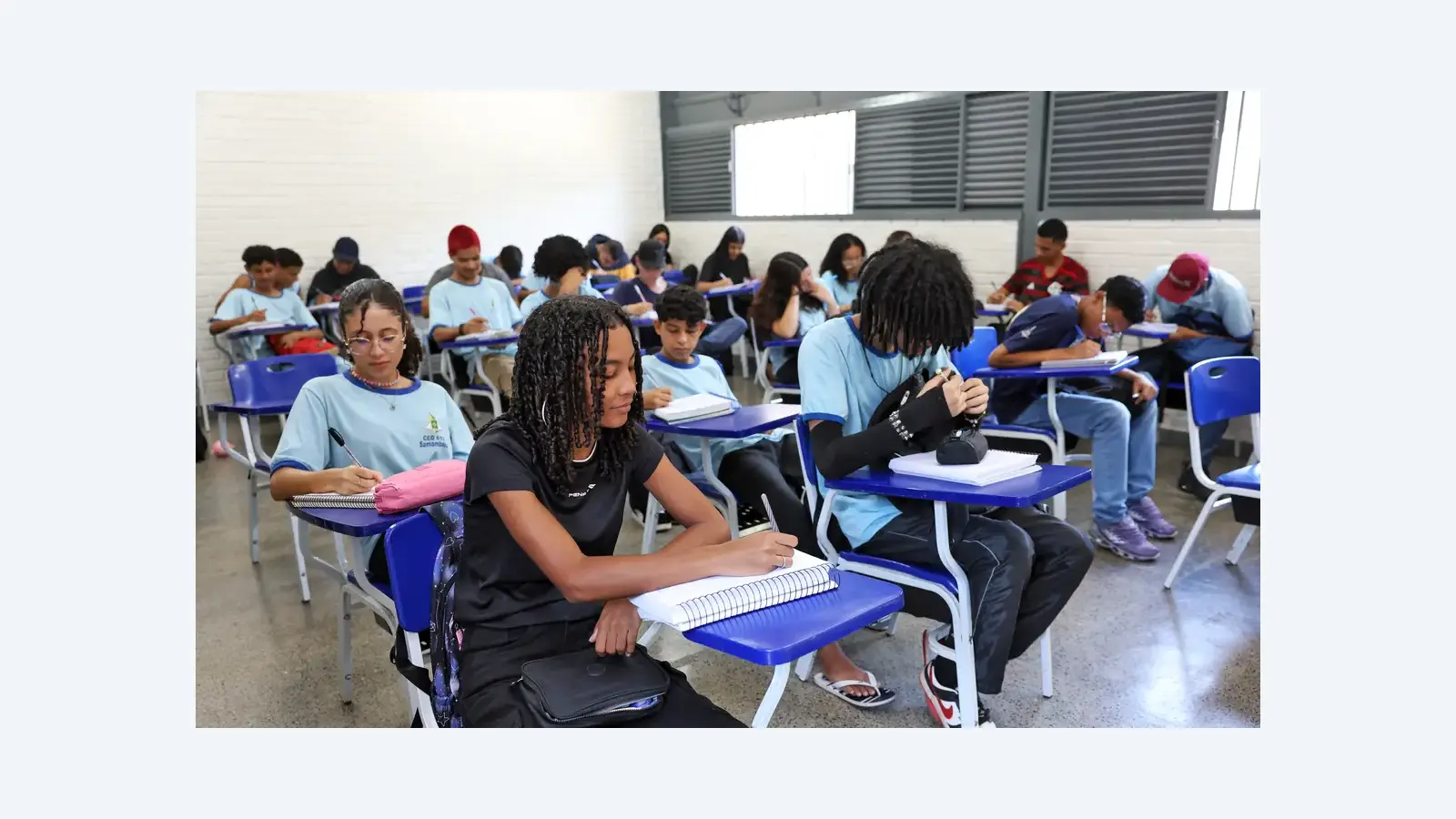 Programa Pé-de-Meia inicia pagamento da 1ª parcela para estudantes em 2026
