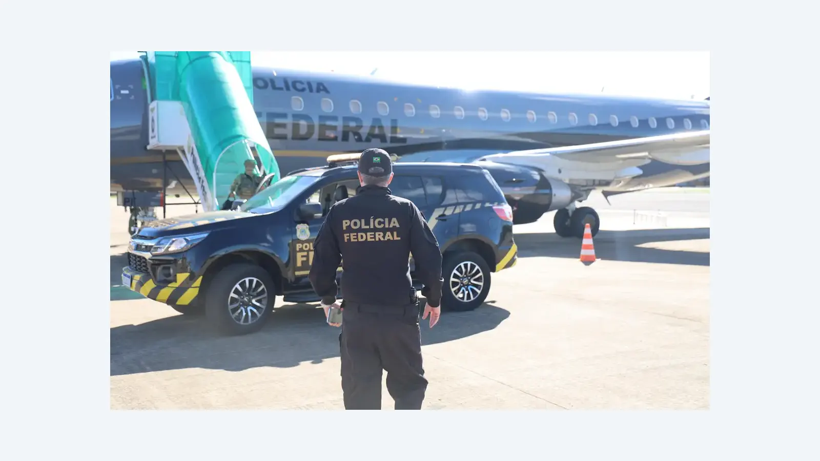 Mendonça autoriza PF a transportar banqueiro Vorcaro para depoimento no Senado