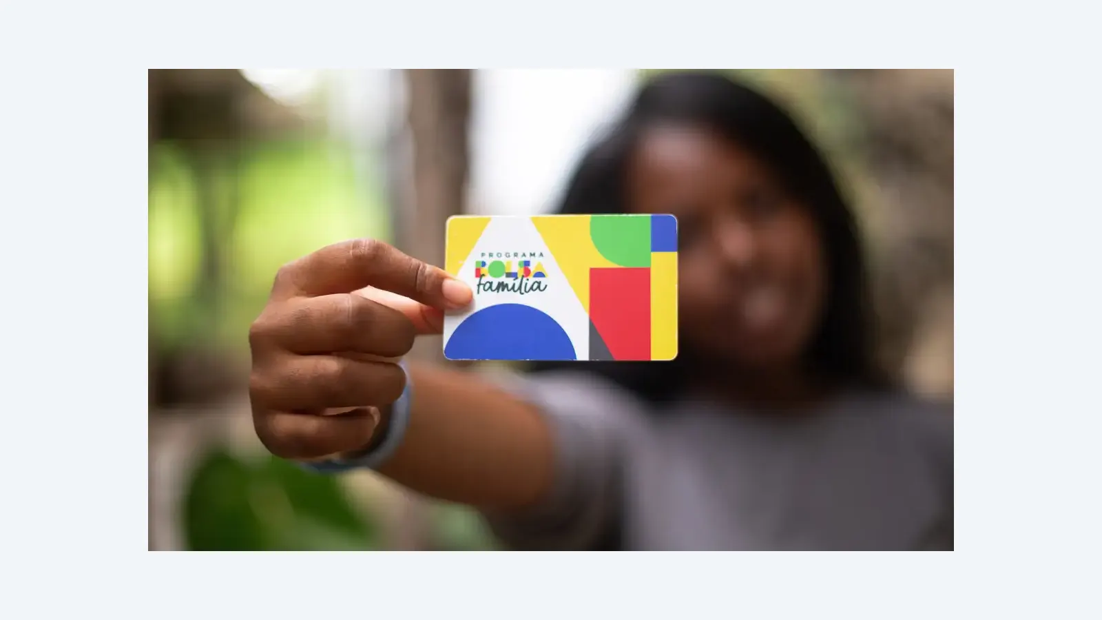 Caixa paga Bolsa Família para NIS final 6 com valor médio de R$ 690