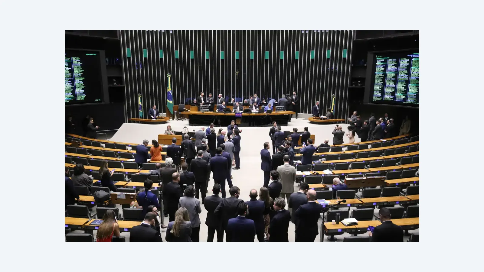 Câmara aprova crime de homicídio vicário na Lei Maria da Penha