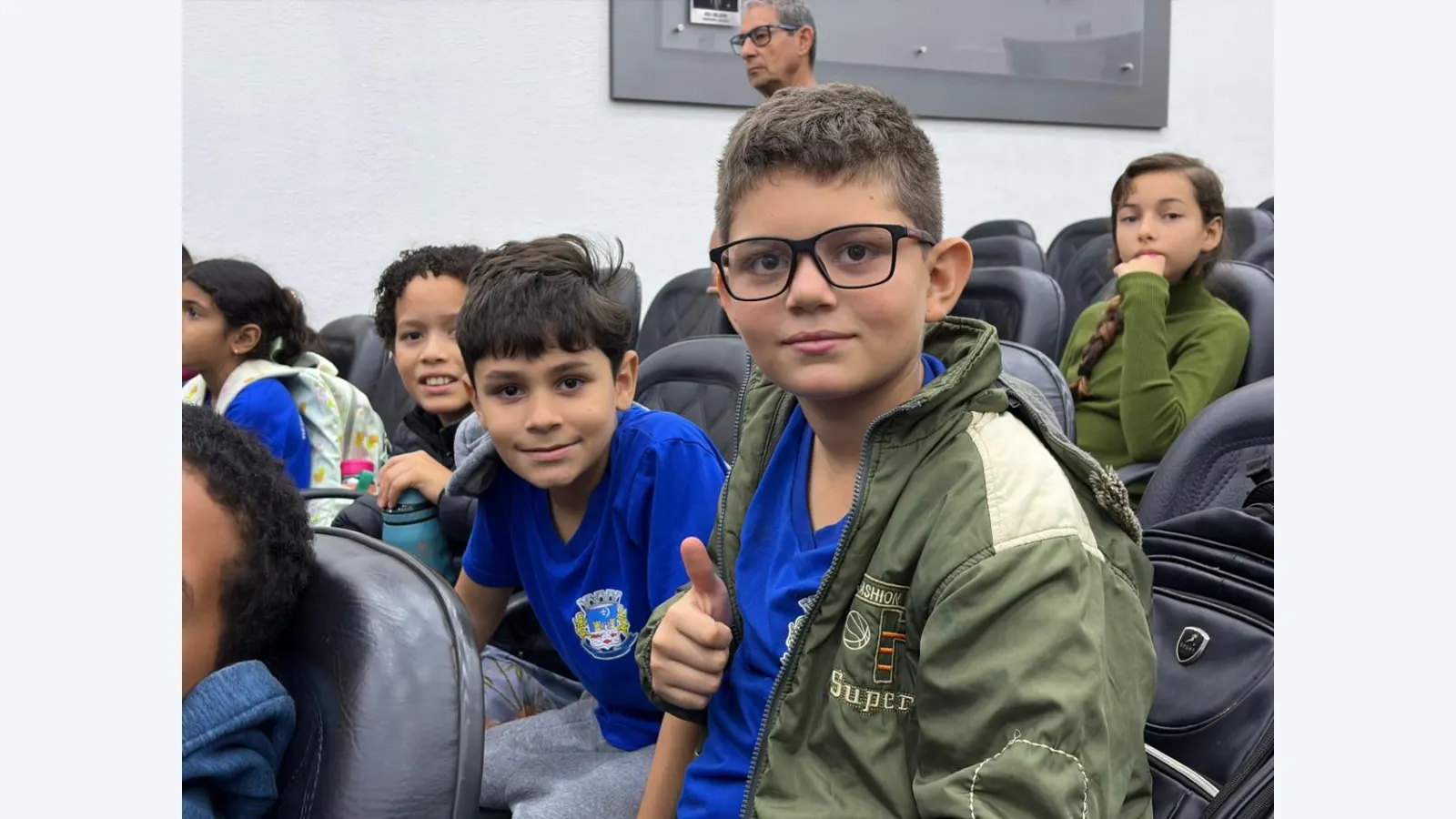 Câmara Municipal de Aquidauana Recebe Alunos para Cine Câmara