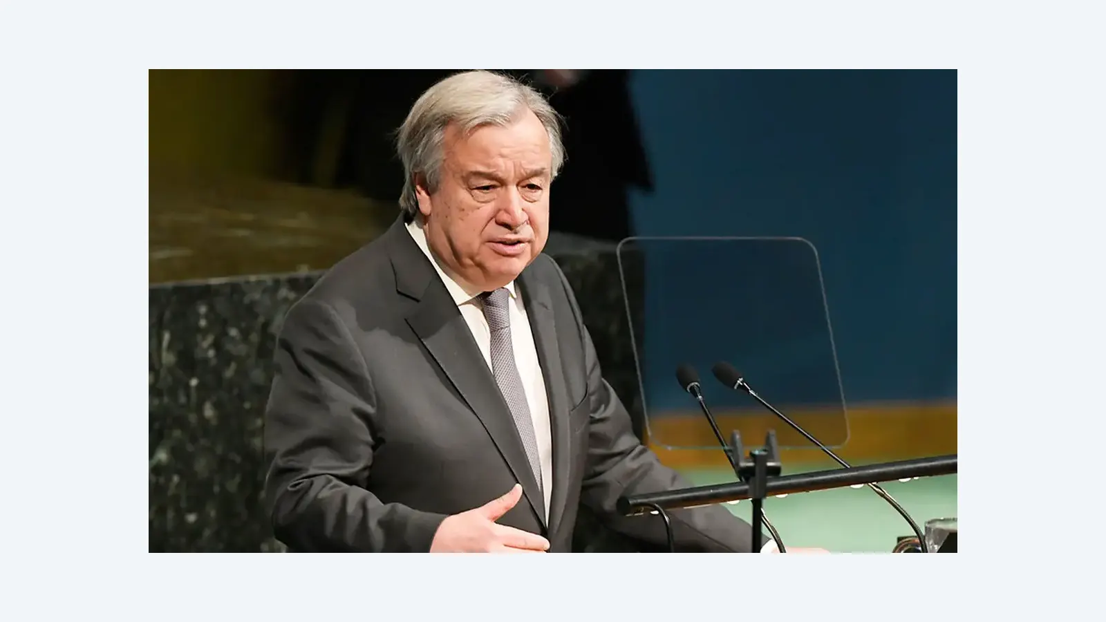 Guterres pede fim da guerra e reabertura do Estreito de Ormuz