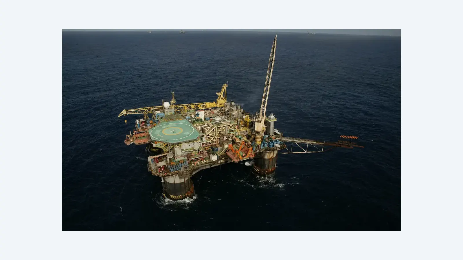 Petrobras retoma total controle de campos na Bacia de Campos por US$ 450 mi