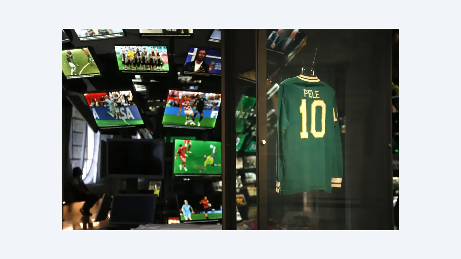 Museu do Futebol lança audioguia inovador em formato de rádio