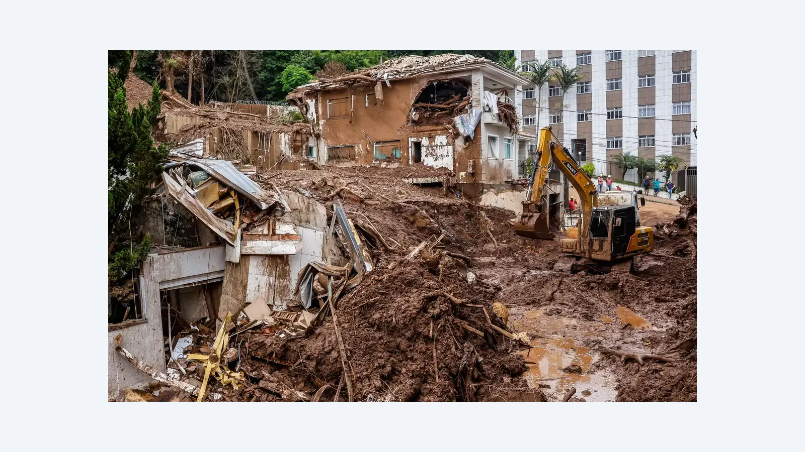 Chuvas em Minas Gerais deixam 72 mortos e causam destruição